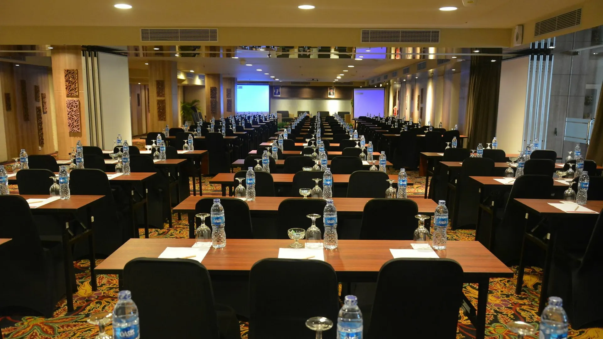 Ramada By Wyndham Bali Sunset Road Kuta Hotell Seminyak